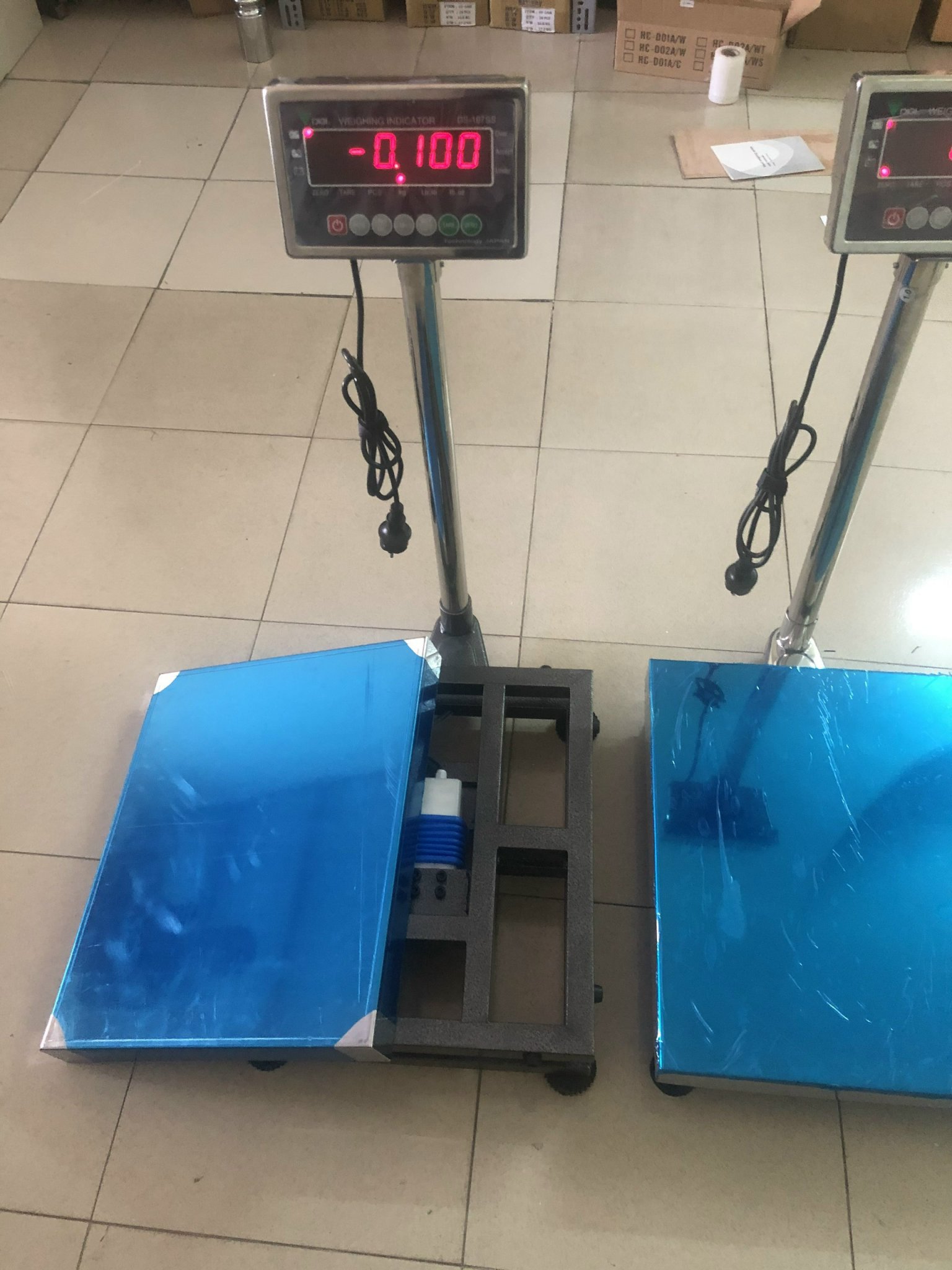 Cân Bàn Điện Tử DIGI DS-167SS 300 KG