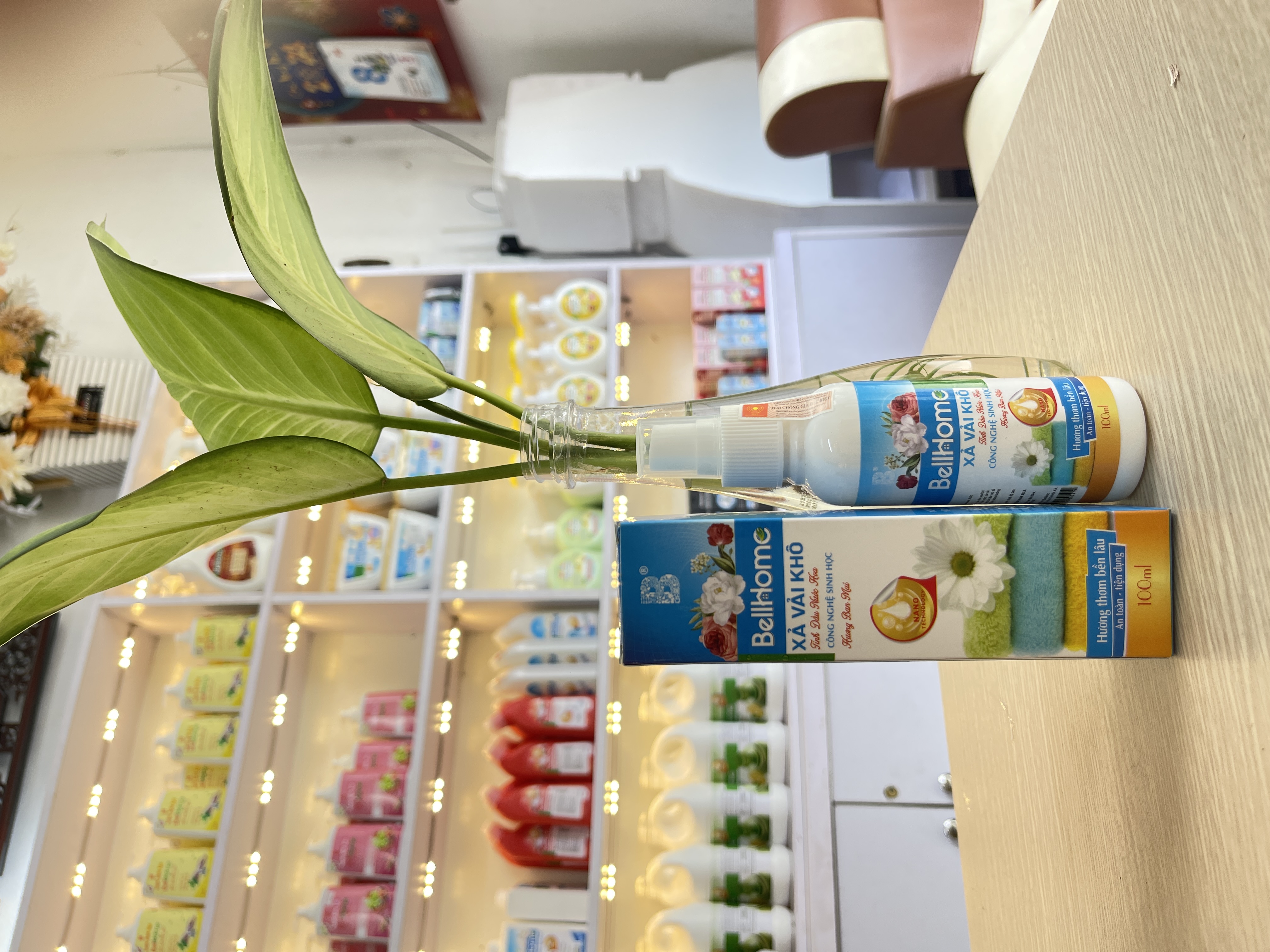 Xả Vải Khô Công Nghệ Sinh Học Bell Home Xanh Hương Ban Mai 100ml