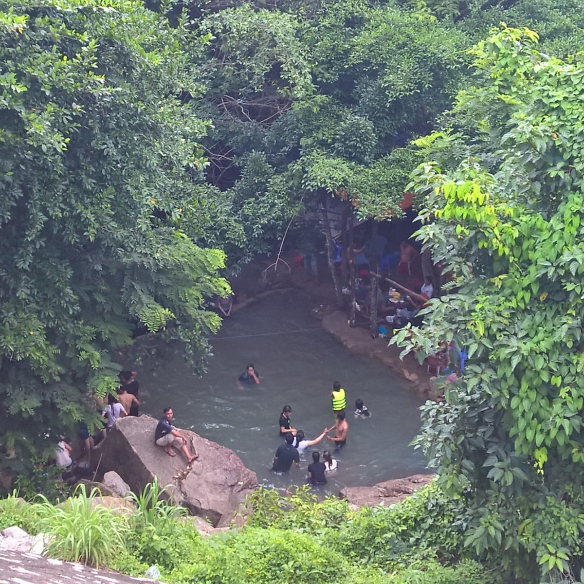 Tour Sài Gòn - Trekking Núi Dinh 01 Ngày, Khởi Hành Hàng Tuần