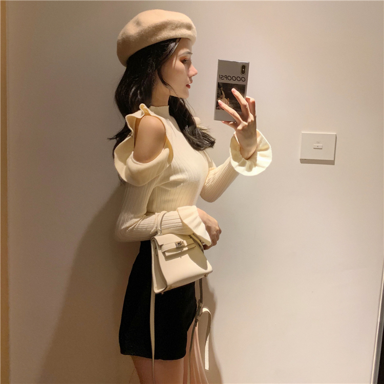 Áo len dệt tay dài vai cut-out siêu xinh – DL20166