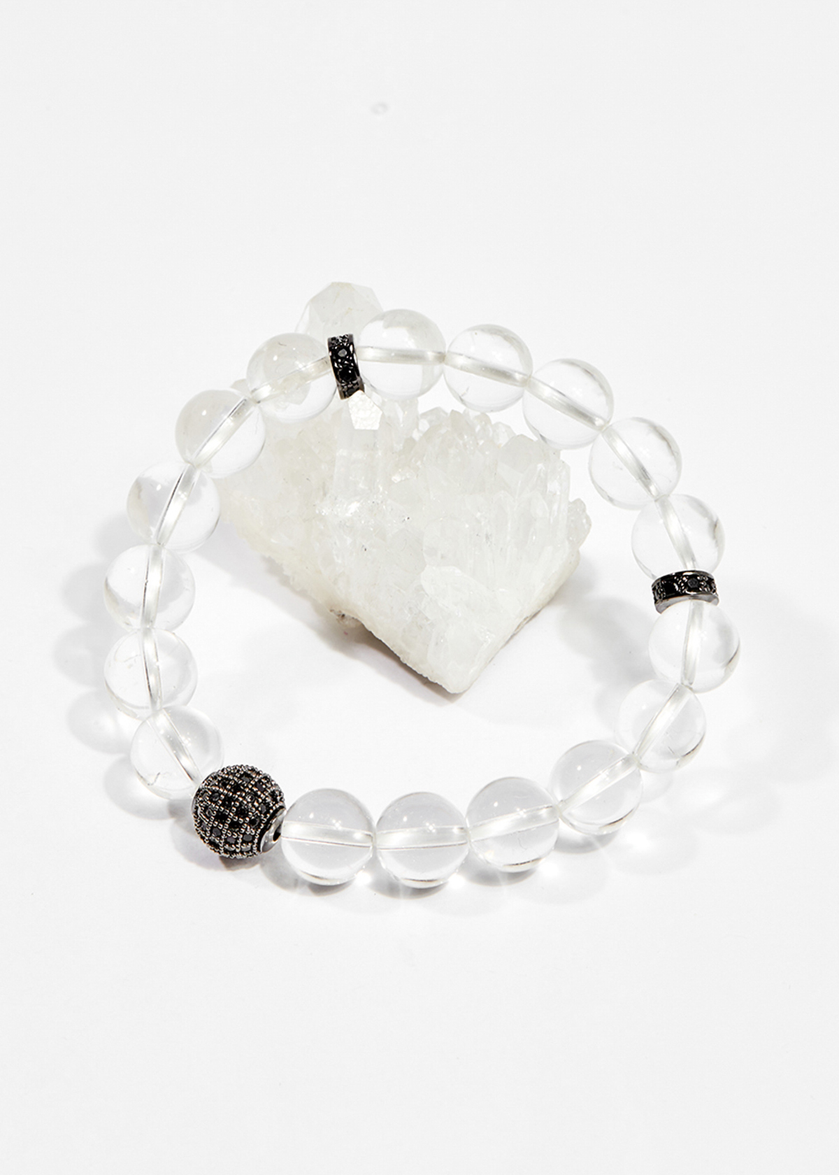 Vòng tay phong thủy nữ đá thạch anh trắng charm tròn 8mm mệnh thủy , kim - Ngọc Quý Gemstones
