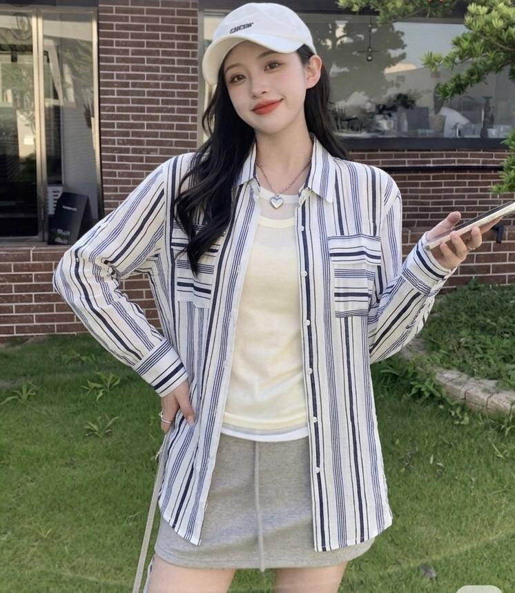 Áo sơ mi kẻ nữ form rộng dài tay NeSa Shop, Chất liệu Đũi Linen mềm mịn, thoáng mát, áo kiểu nữ form rộng, trẻ trung T50