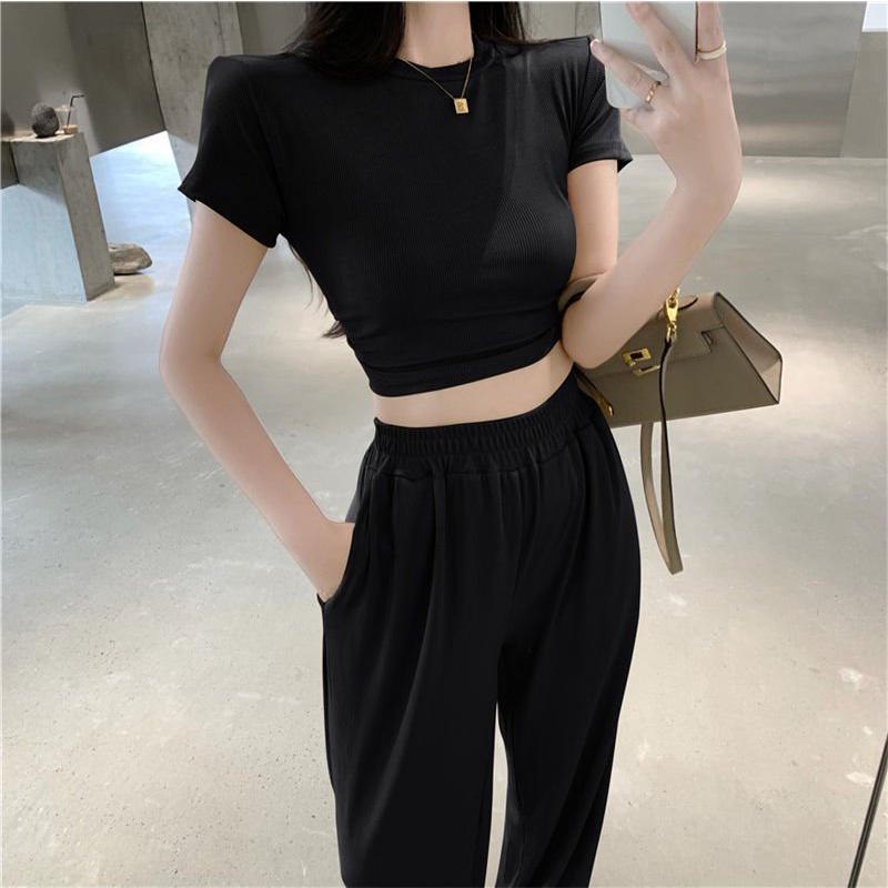 Bộ Áo Croptop Quần Culottes Nữ Vải Thun Set Áo Thun Nữ Cộc Tay Kèm Quần Dài Ống Rộng 2 Màu