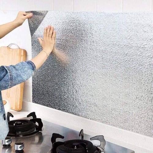 Giấy bạc dán tường nhà bếp chống thấm dầu mỡ, cách nhiệt cho nhà bếp