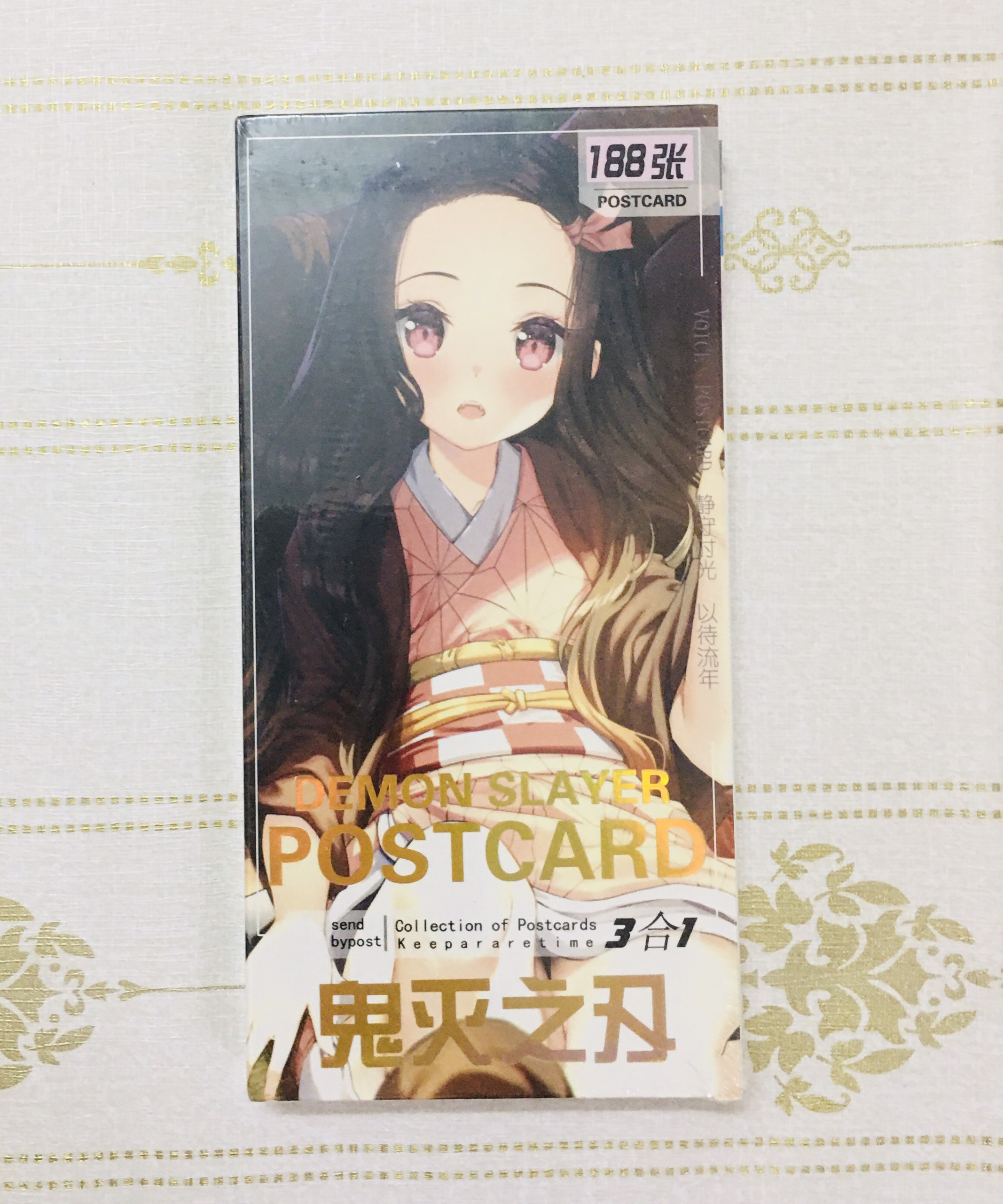 Postcard Kimetsu No Yaiba hộp ảnh 188 ảnh to nhỏ ( mẫu ngẫu nhiên )