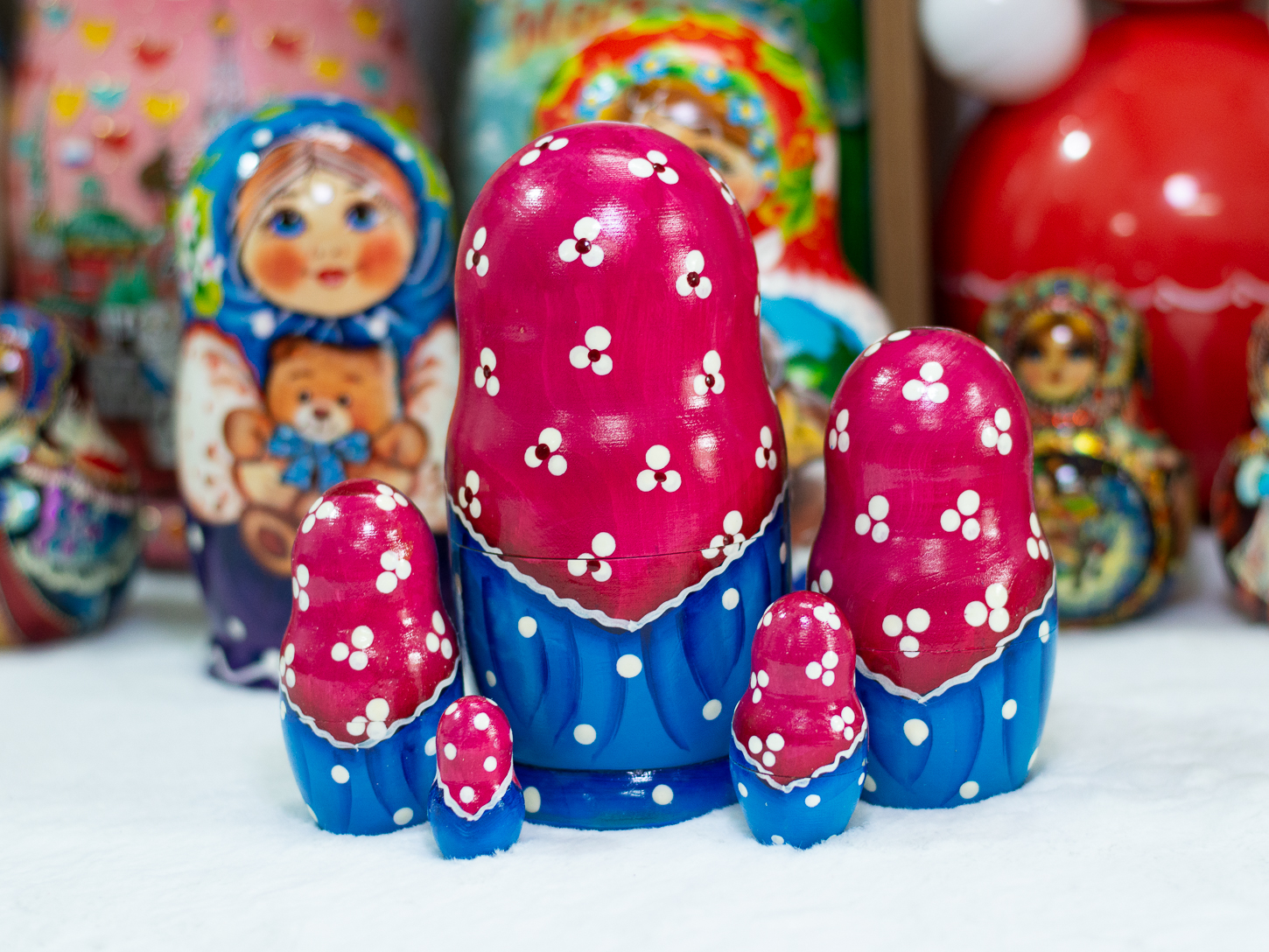 (SIÊU DỄ THƯƠNG) BỘ BÚP BÊ NGA MATRYOSHKA 5 LỚP 15CM "MISA ÔM MÈO" HÀNG LƯU NIỆM NGA CỰC ĐẸP VÀ DỄ THƯƠNG