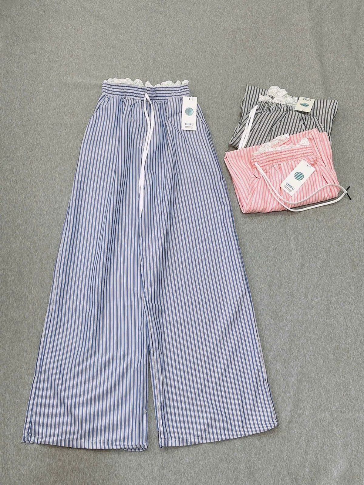 Quần Dài Ống Rộng Kate Sọc Phối Ren Lưng