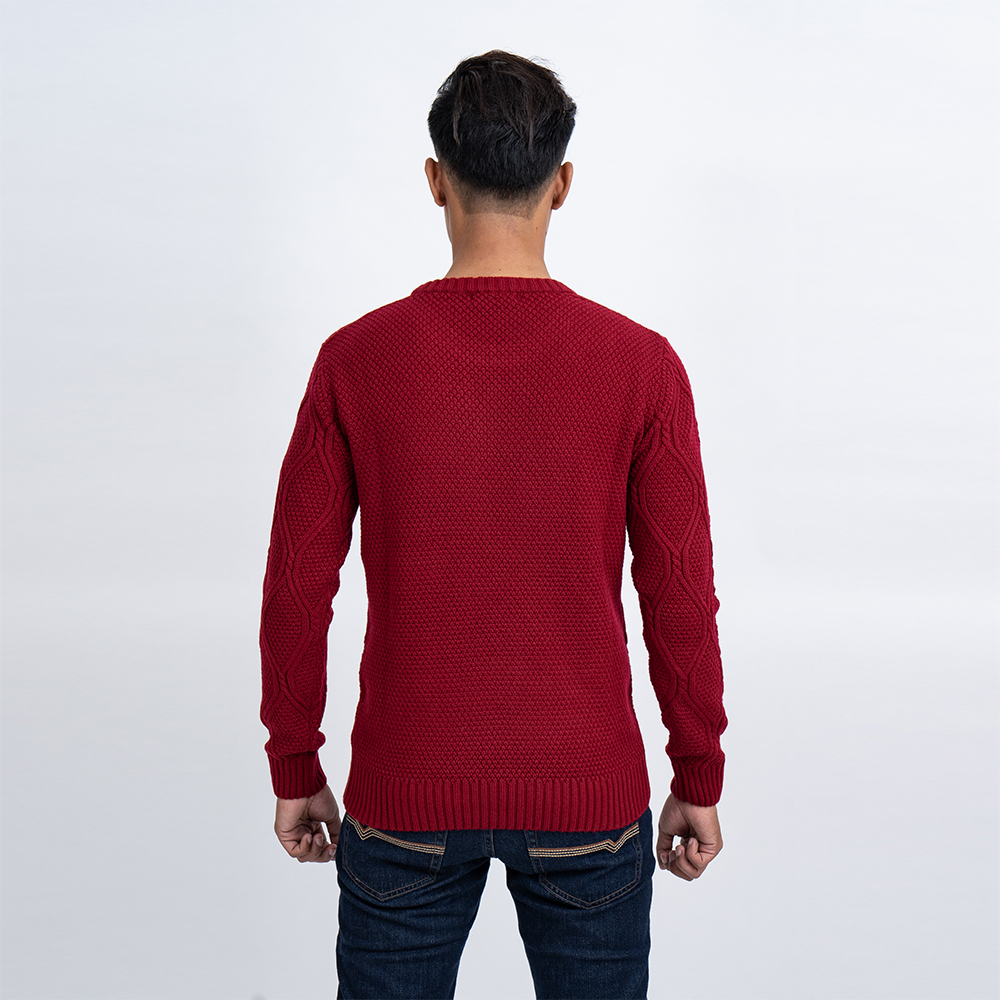 Áo len nam dài tay cổ tròn màu đỏ đô NOVELTY 180587T