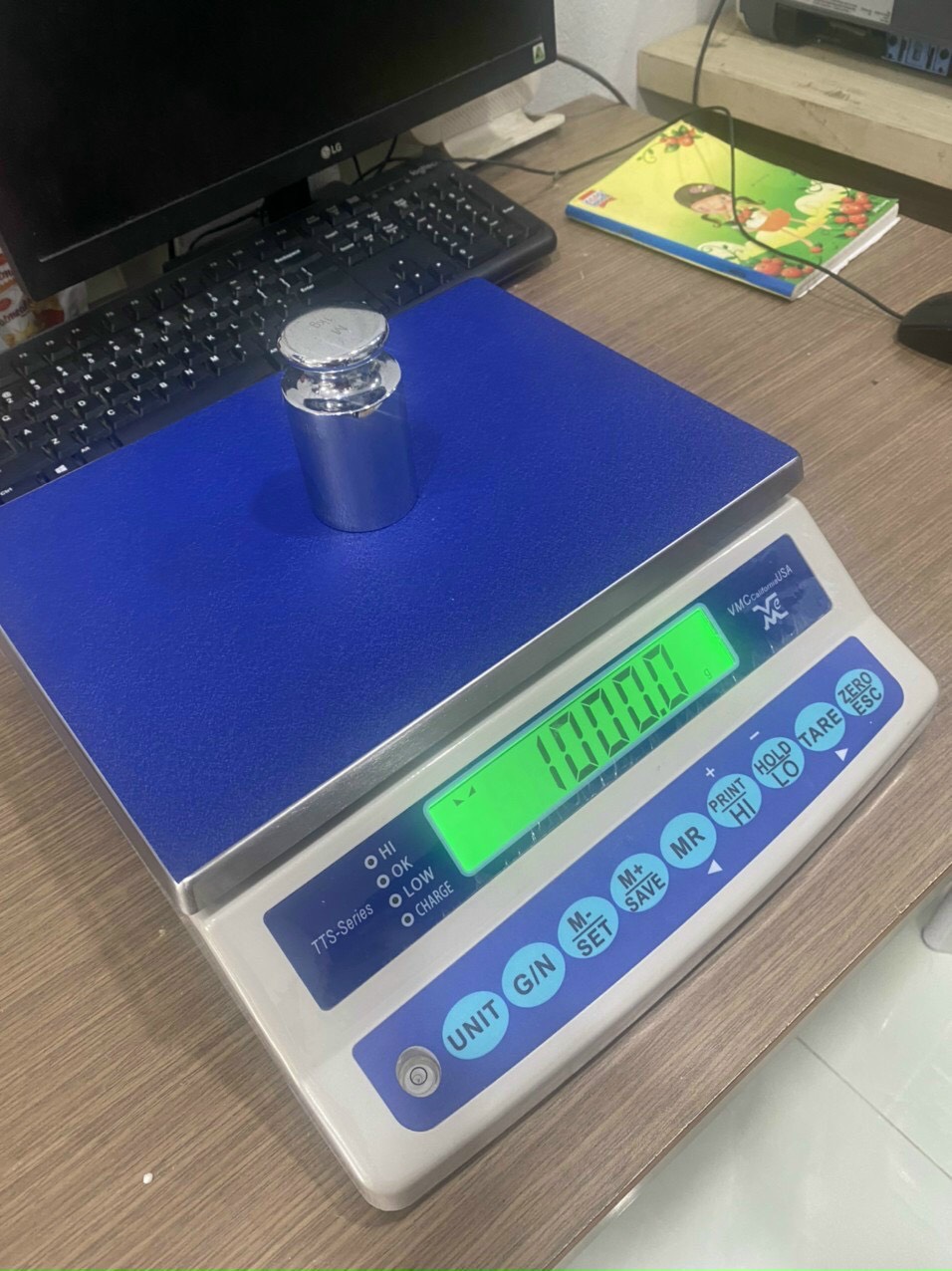 Cân điện tử VMC TTS 3kg được sử dụng trong các ngành công nghiệp nhẹ, đóng gói, cân đối chứng, bưu phẩm và đặc biệt ngành thực phẩm…