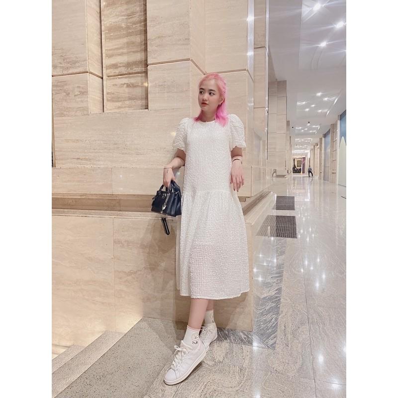 - Đầm ren kim cương form rộng suông dài
