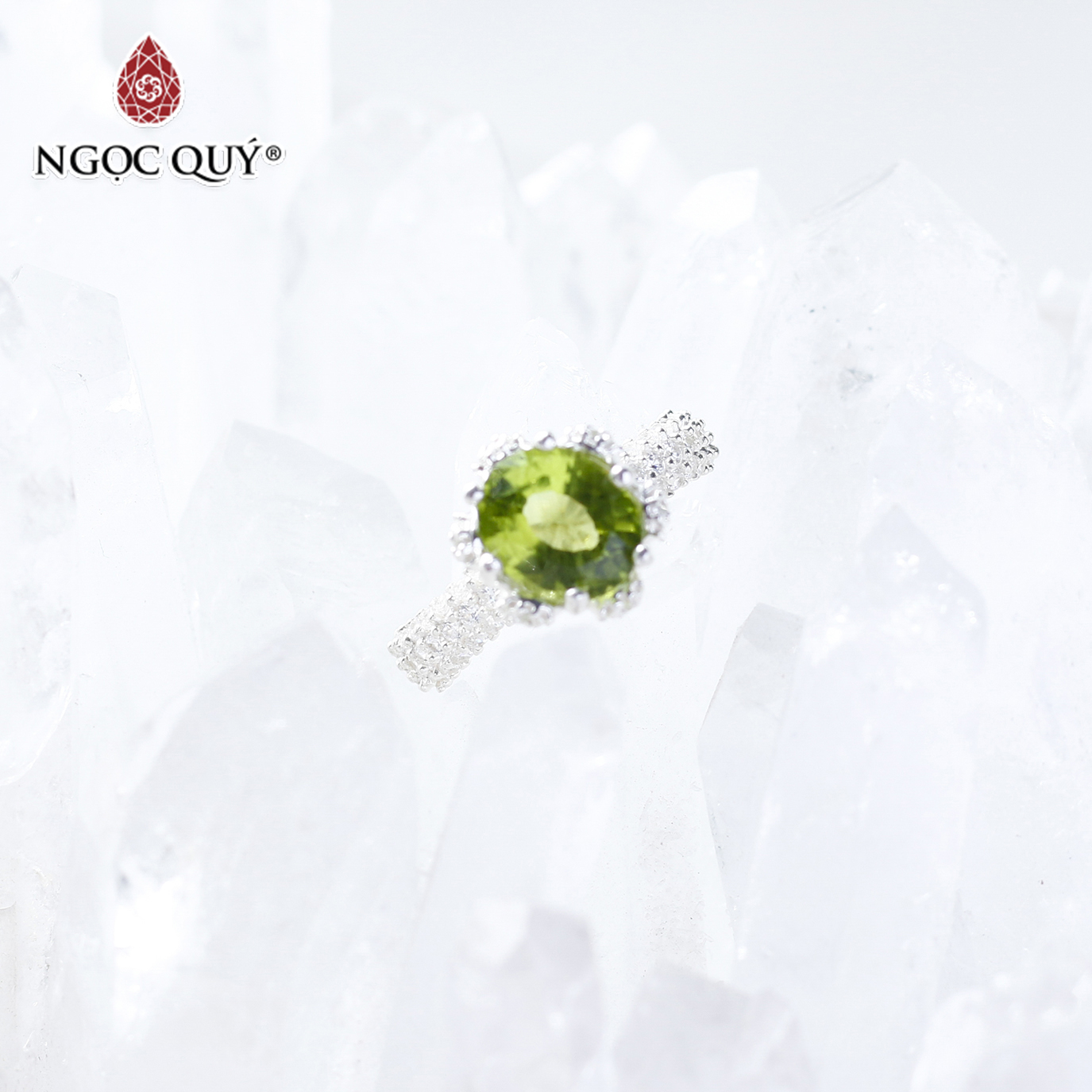 Nhẫn bạc nữ peridot mệnh hỏa, mộc - Ngọc Quý Gemstones