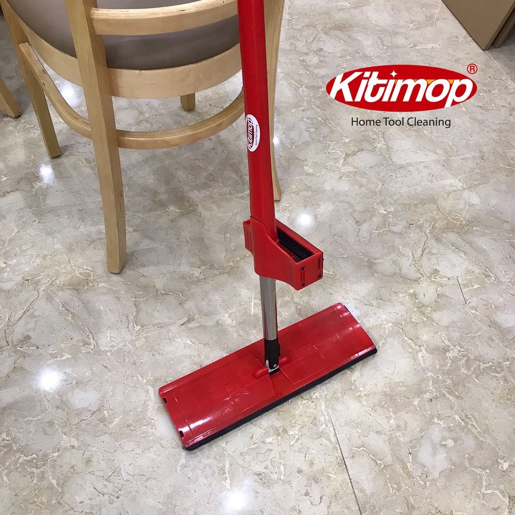 Cây lau nhà tự vắt Kitimop-Red bàn lau lớn 38cm, con lăn trợ lực, thanh thép không gỉ, khớp xoay 360 độ, 2 bông lau