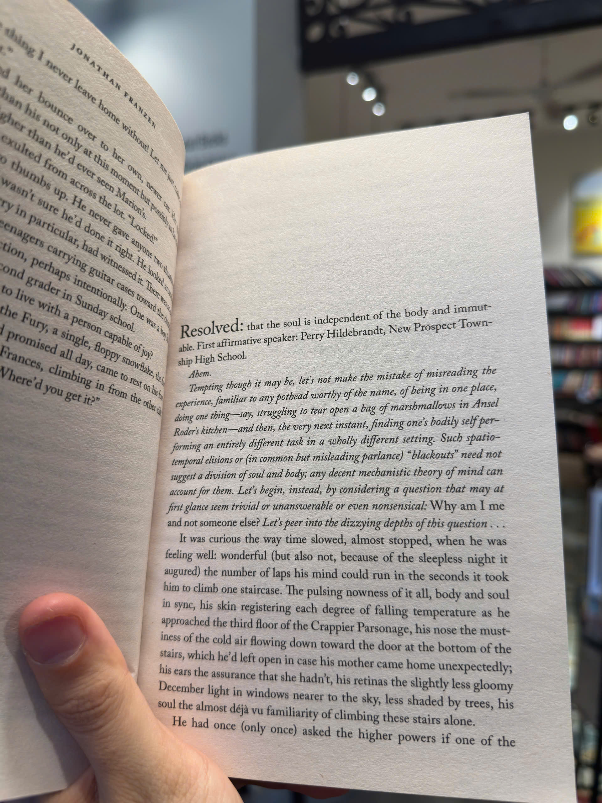 Sách - Crossroads by Jonathan Franzen | Historical Fiction/ Ngoại văn Nhập khẩu/ Tiểu thuyết Lịch sử
