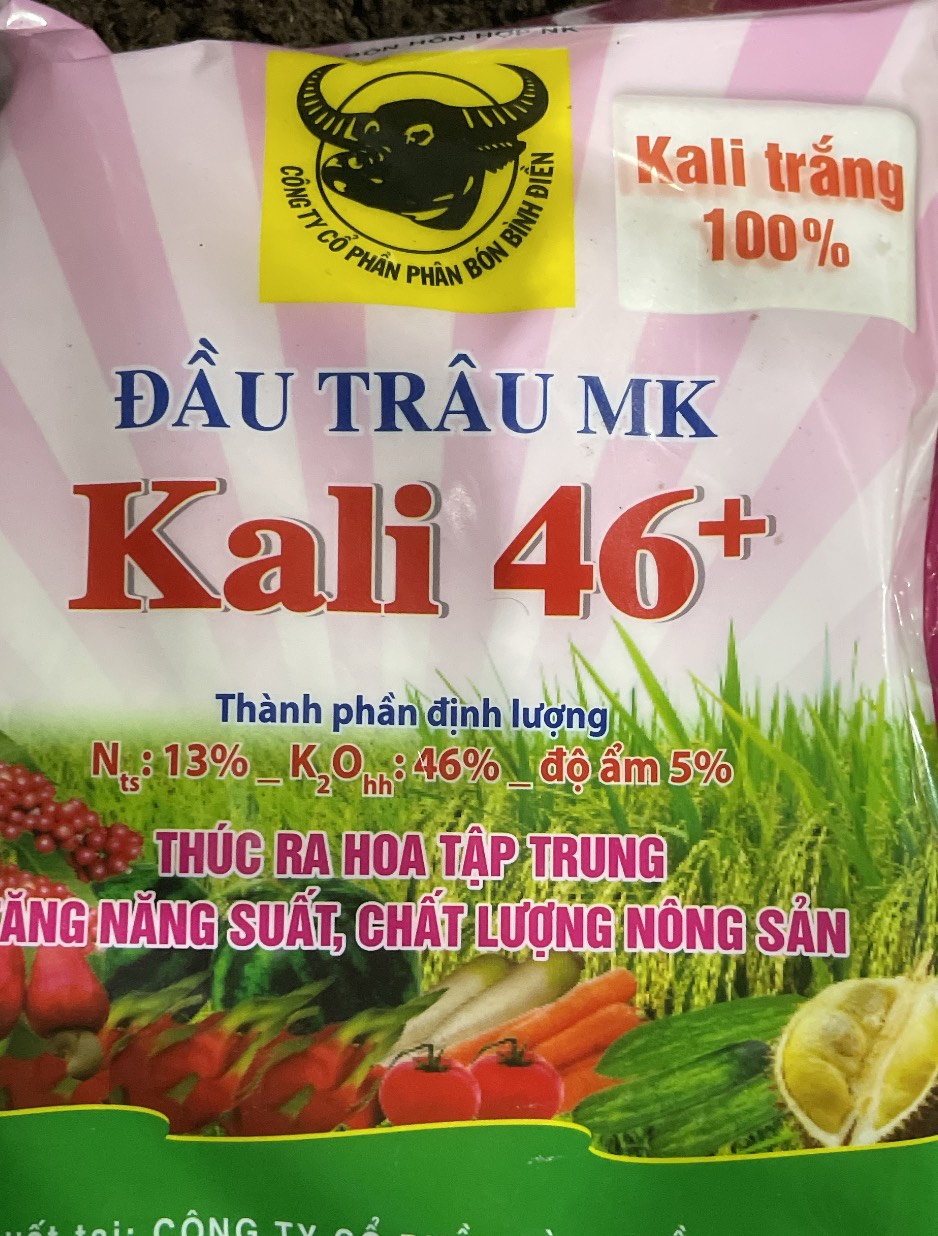 Phân bón lá đầu trâu kali Trắng 46 gói 1Kg