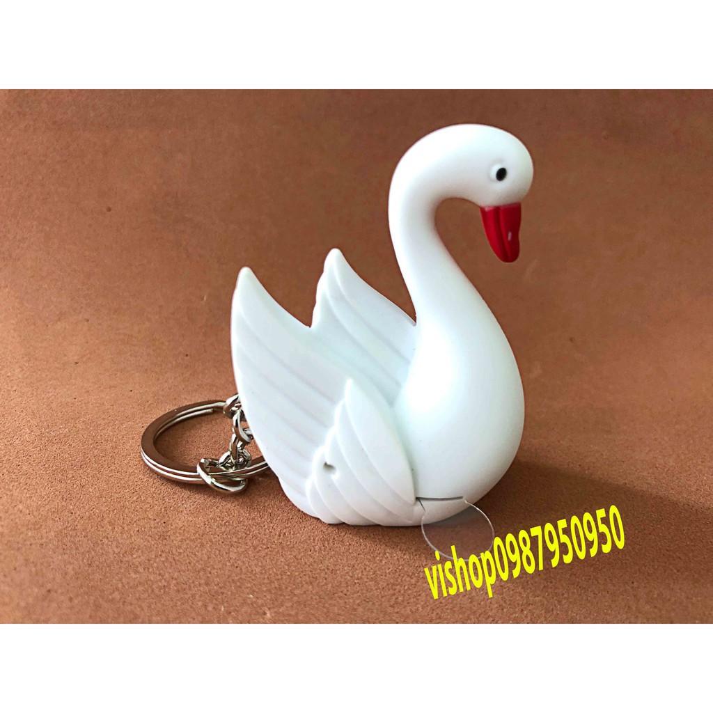 Móc khóa thiên nga  phát sáng mã QHC99 H8 in 1