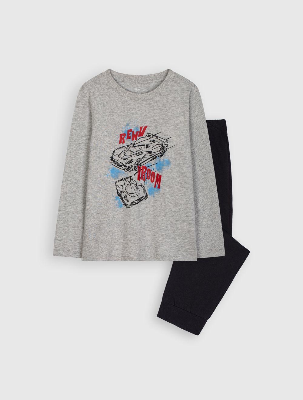 Bộ mặc nhà bé trai in to CANIFA Bộ mặc nhà chất liệu 100% cotton đạt chuẩn Oeko-tex Dáng regular, áo cổ tròn tay dài, quần dài cạp chun. 2LS21W021