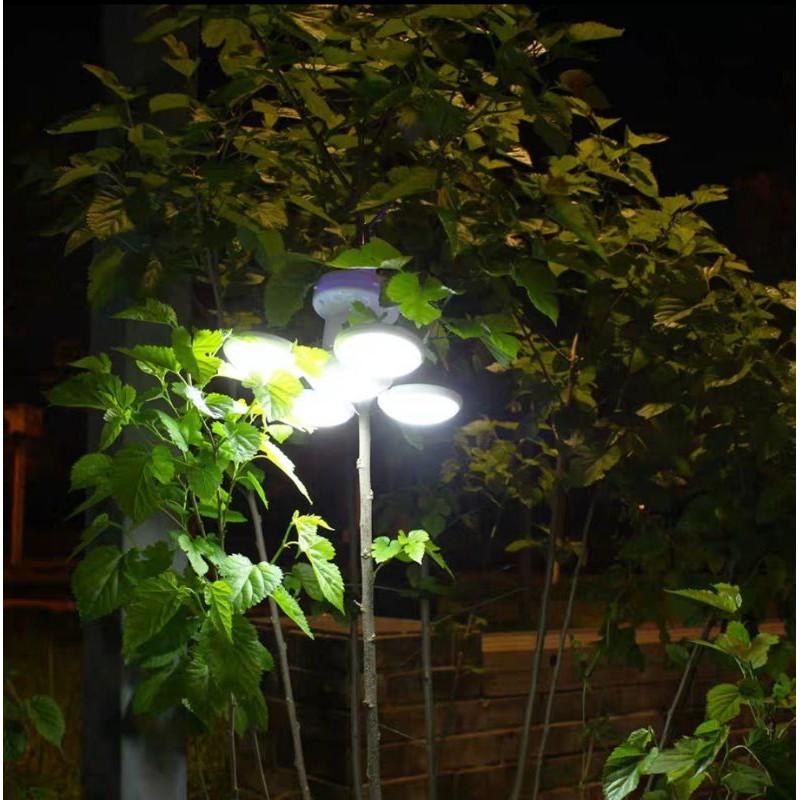 Bóng đèn tích điện 4 cánh có tấm pin năng lượng mặt trời sử dụng từ 6 đến 8 tiếng