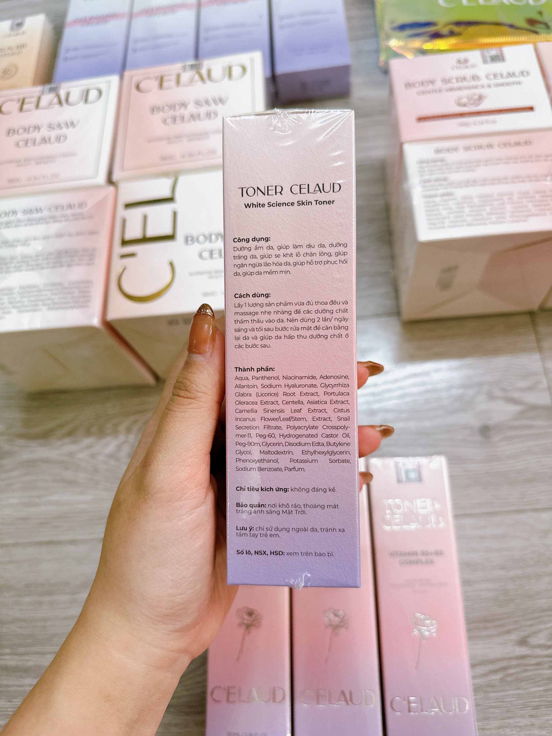 Nước Hoa Hồng Làm Dịu Da Và Cân Bằng Độ pH Toner Celaud 100ml