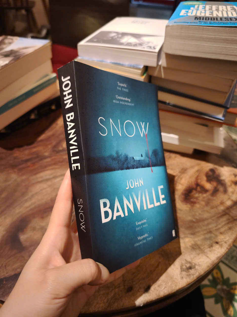 Sách - Snow : the masterful country house murder mystery and top 10 Sunday Times bestseller (Strafford and Quirke) by John Banville