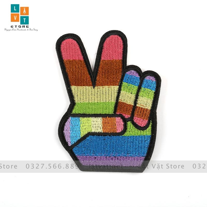 Patch ủi quần áo, Sticker dán Vali phong cách ngũ sắc, xinh đẹp, tiện dụng, ý nghĩa cho công đồng LGBT