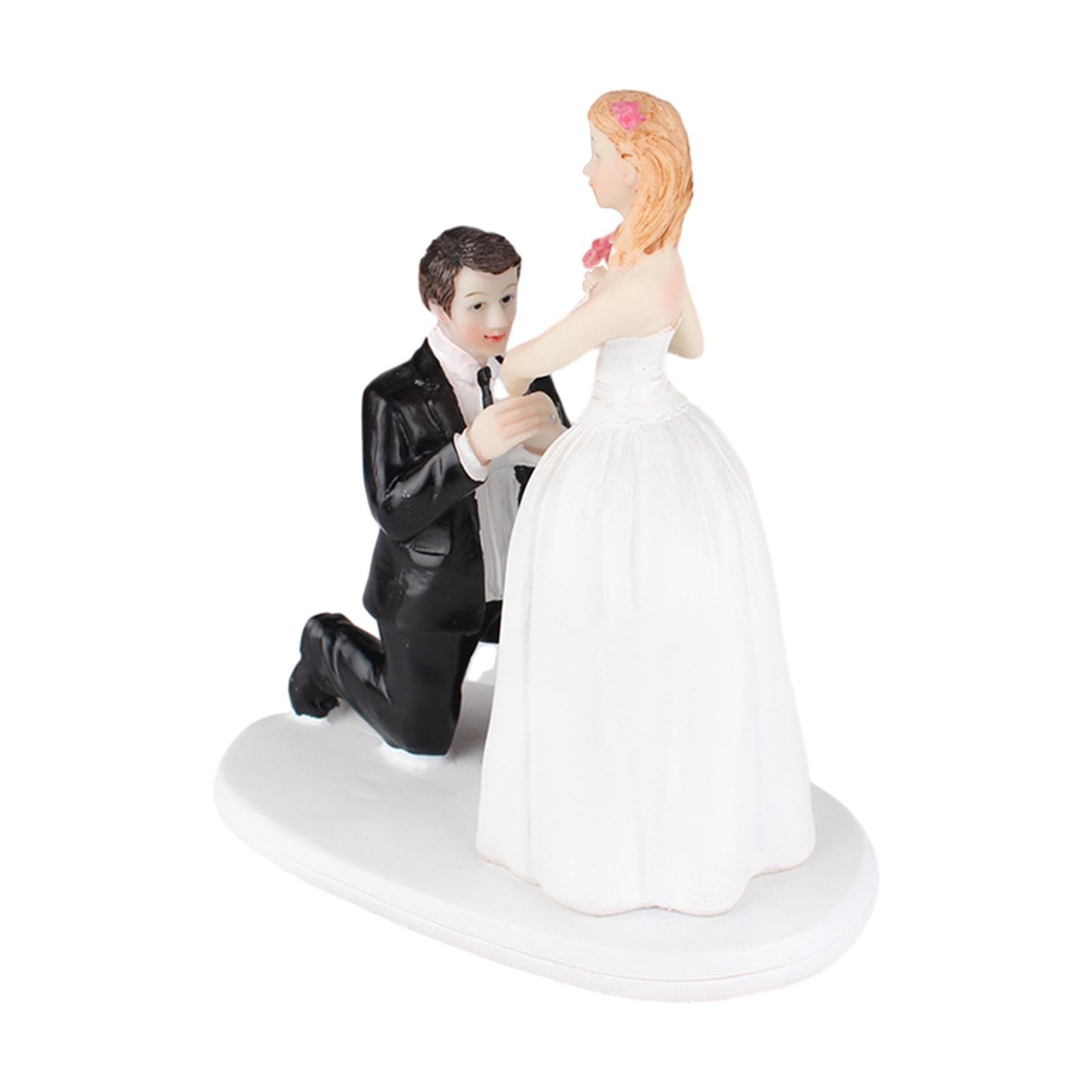 Rustic Wedding Cake Topper Bride and Groom Figurines Keepsake Cake Decoration Ornament Wedding Cake Dolls Topper for Birthday