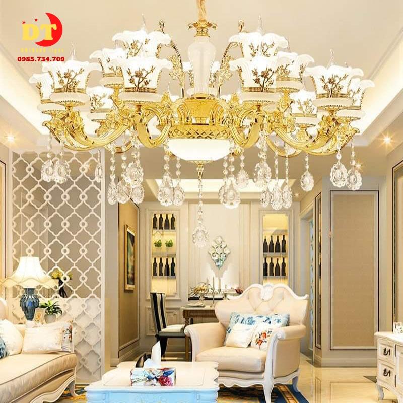 Đèn chùm mạ màu vàng phale phong cách tân cổ điển hiện đại phòng khách DCN