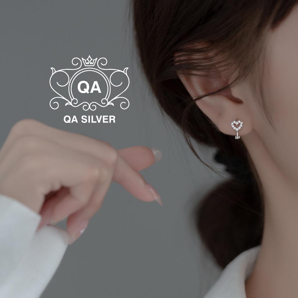 Khuyên tai bạc 925 tròn trái tim bông đính đá kẹp sát vành S925 HEART Silver Earrings QA SILVER EA220607