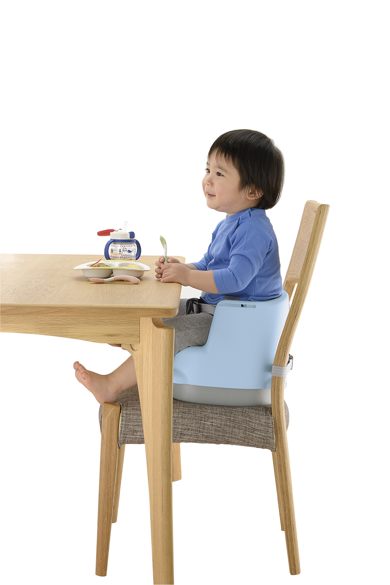 Ghế ăn dặm Richell Nhật Bản chất liệu kháng khuẩn | Baby