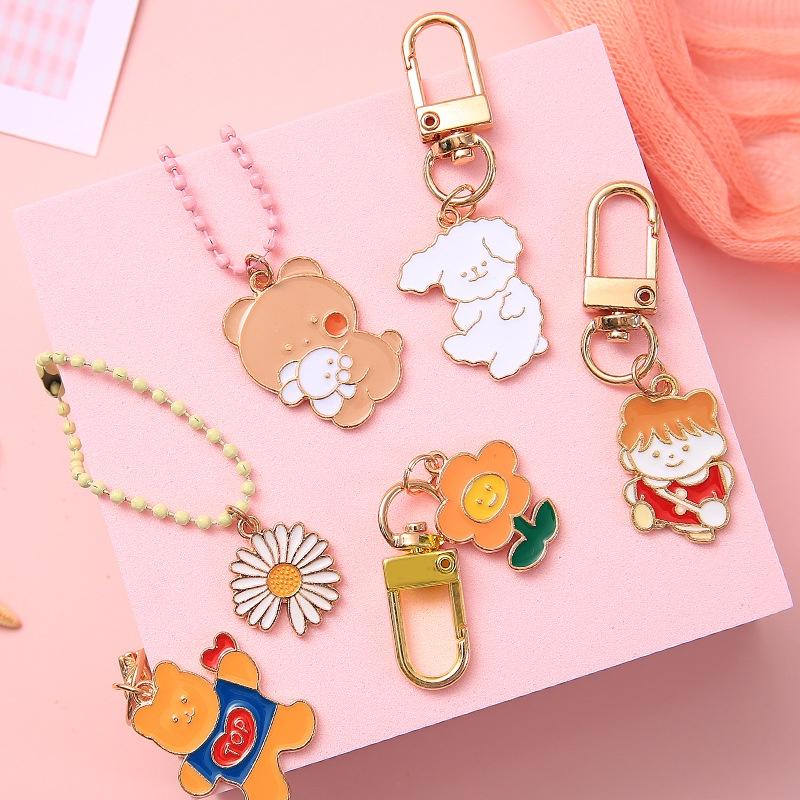 Phụ kiện đeo giày thể thao, móc chìa khóa, airtag, Móc Khóa Keychain, Cài Airpod Hoạt Hình Nhiều Màu Sắc PK656 - No2 Cún be