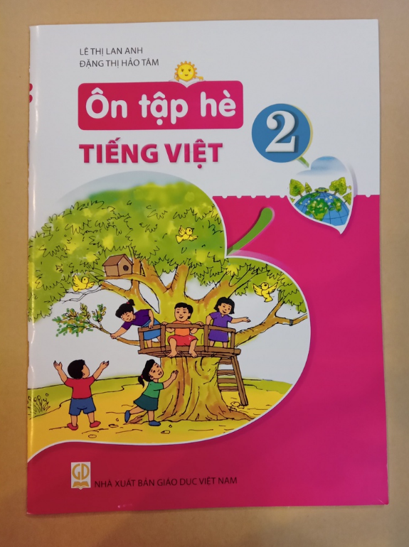 Sách - Ôn tập hè Tiếng Việt 2