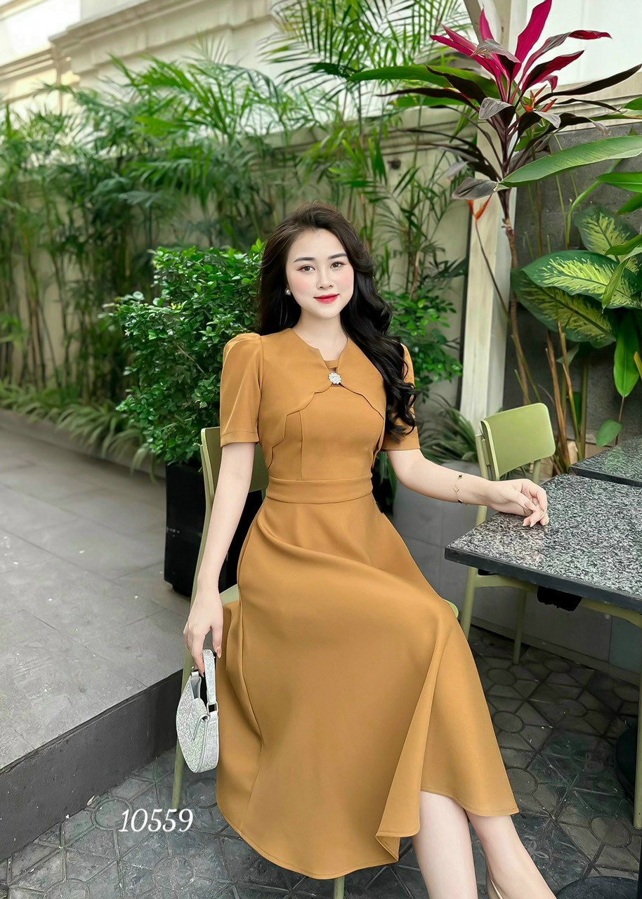 Đầm váy nữ dự tiệc dạo phố cổ vuông cách điệu ngực đỏ đen nâu thanh lịch