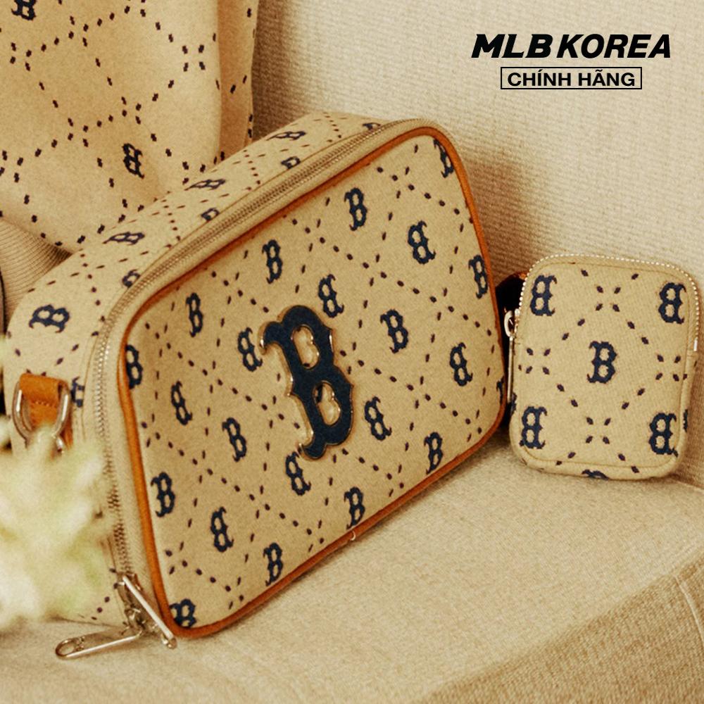 MLB - Túi đeo chéo unisex chữ nhật Diamond Monogram Jacquard 3ACRM013N