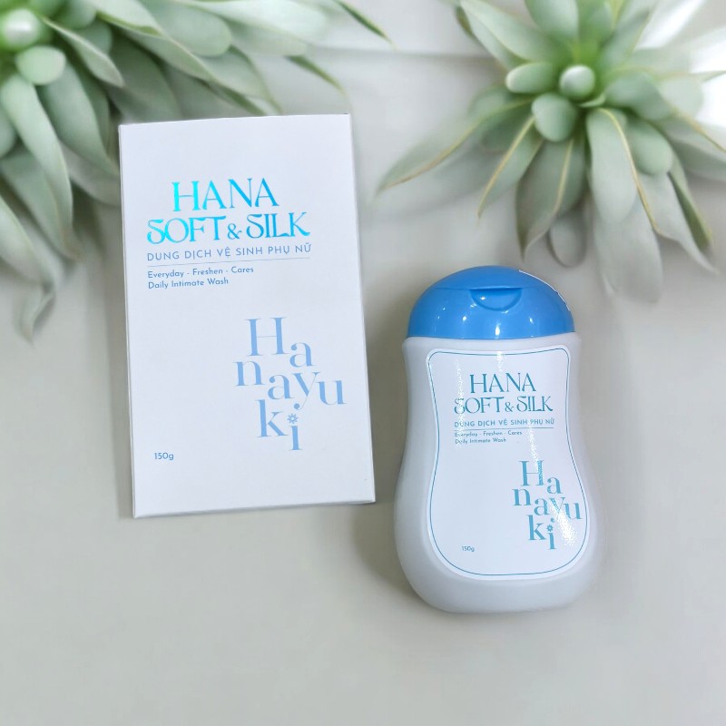 Dung dịch vệ sinh Hanayuki Hana Soft Silk phiên bản xanh (150g)