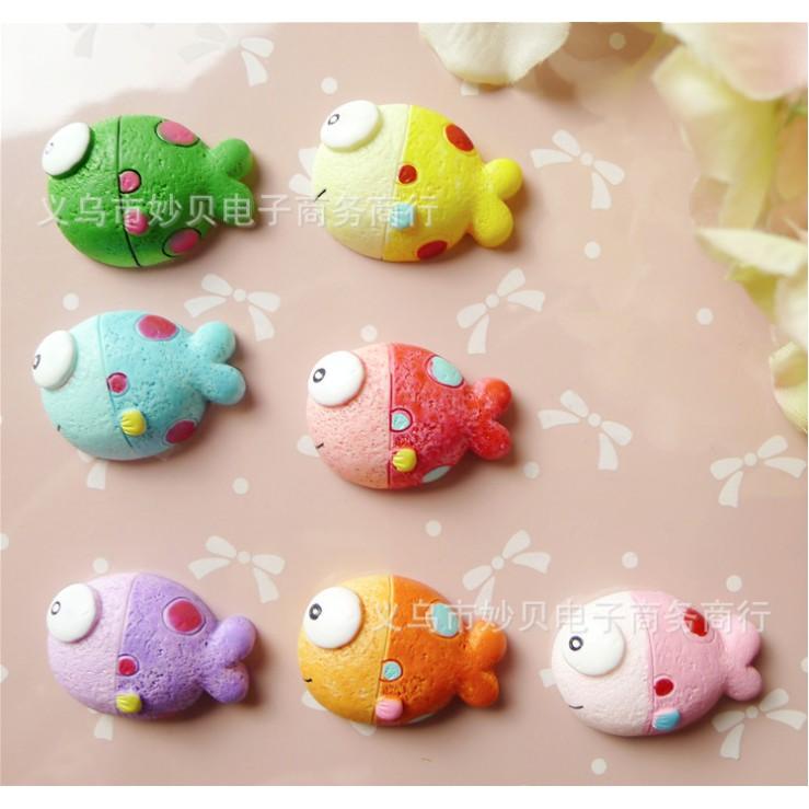 Chuyên Charm * Charm cá béo nhiều màu cho các bạn trang trí vỏ ốp điện thoại, DIY
