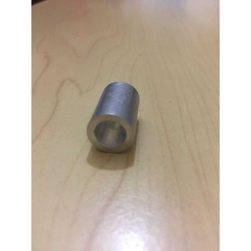 Cục canh  inox dày cứng cáp chuyên dùng lắp đặt tấm che két nước xe máy hoặc khác