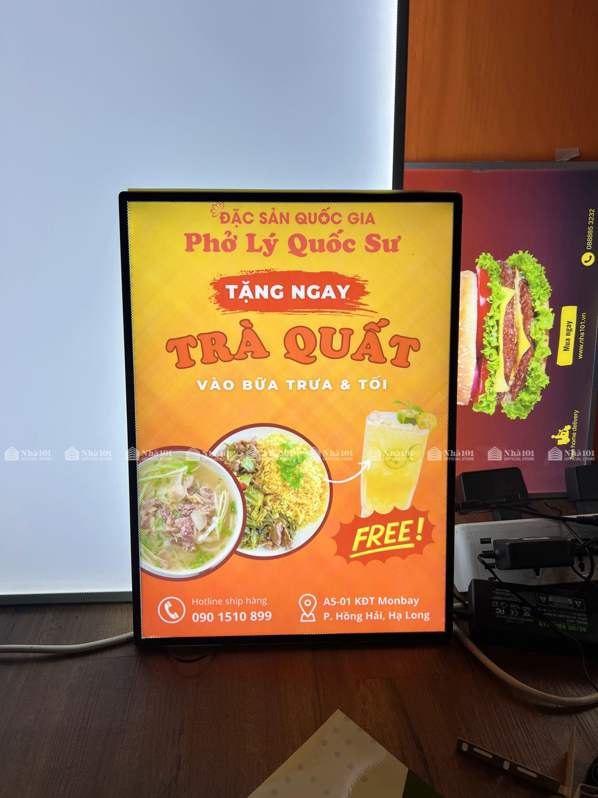 Bảng LED quảng cáo siêu mỏng mặt kính cường lực, menu LED siêu mỏng