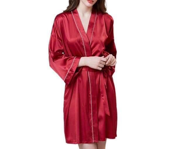 -Áo choàng ngủ lụa mặc nhà viền sang trọng Freesize dưới 70kg