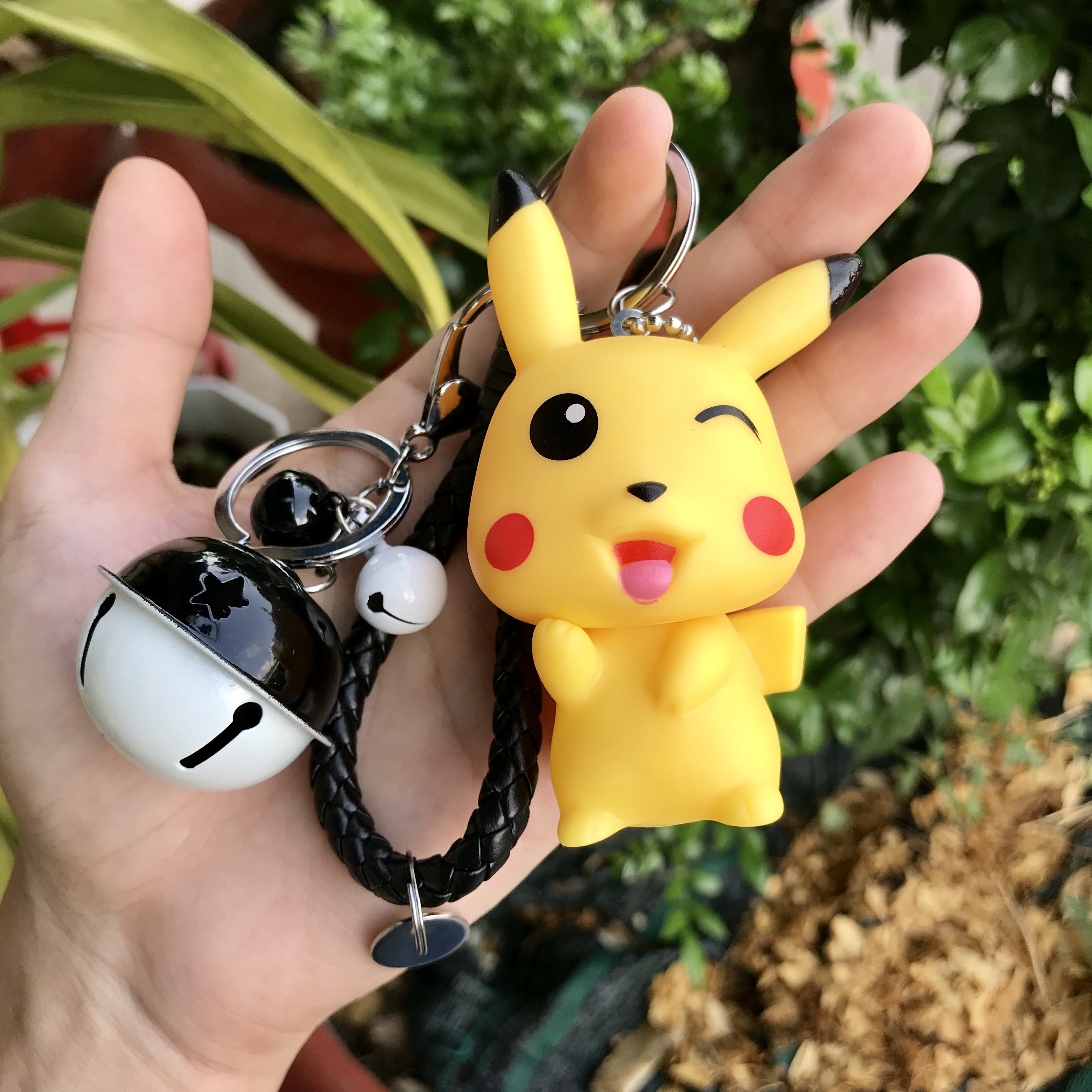 Móc khóa Hoạt hình kèm dây và 3 chuông đáng yêu