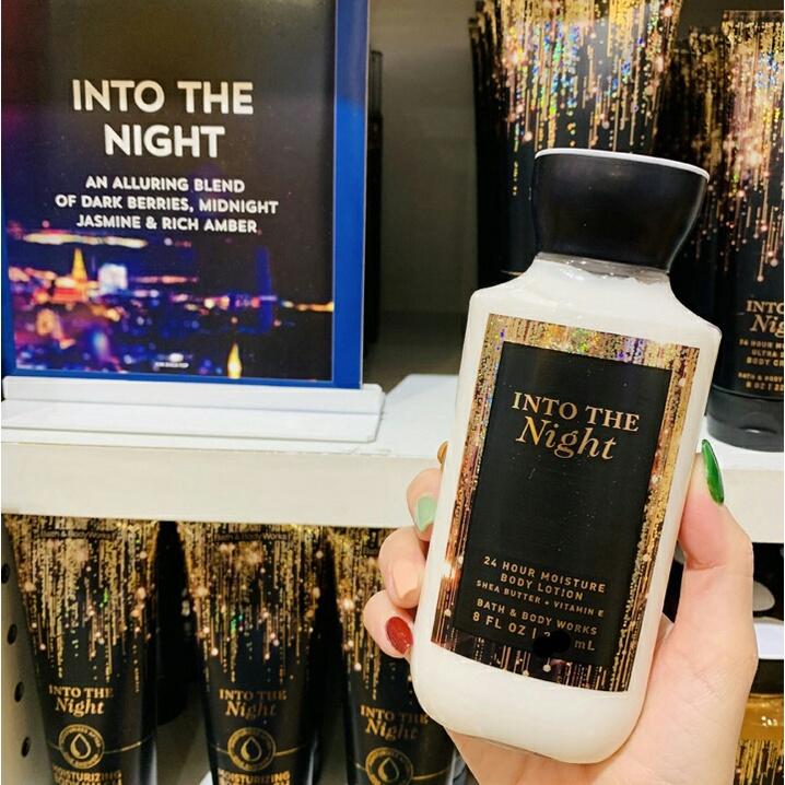 Xịt thơm INTO THE NIGHT bath and body works chai cao 236ml cực thơm