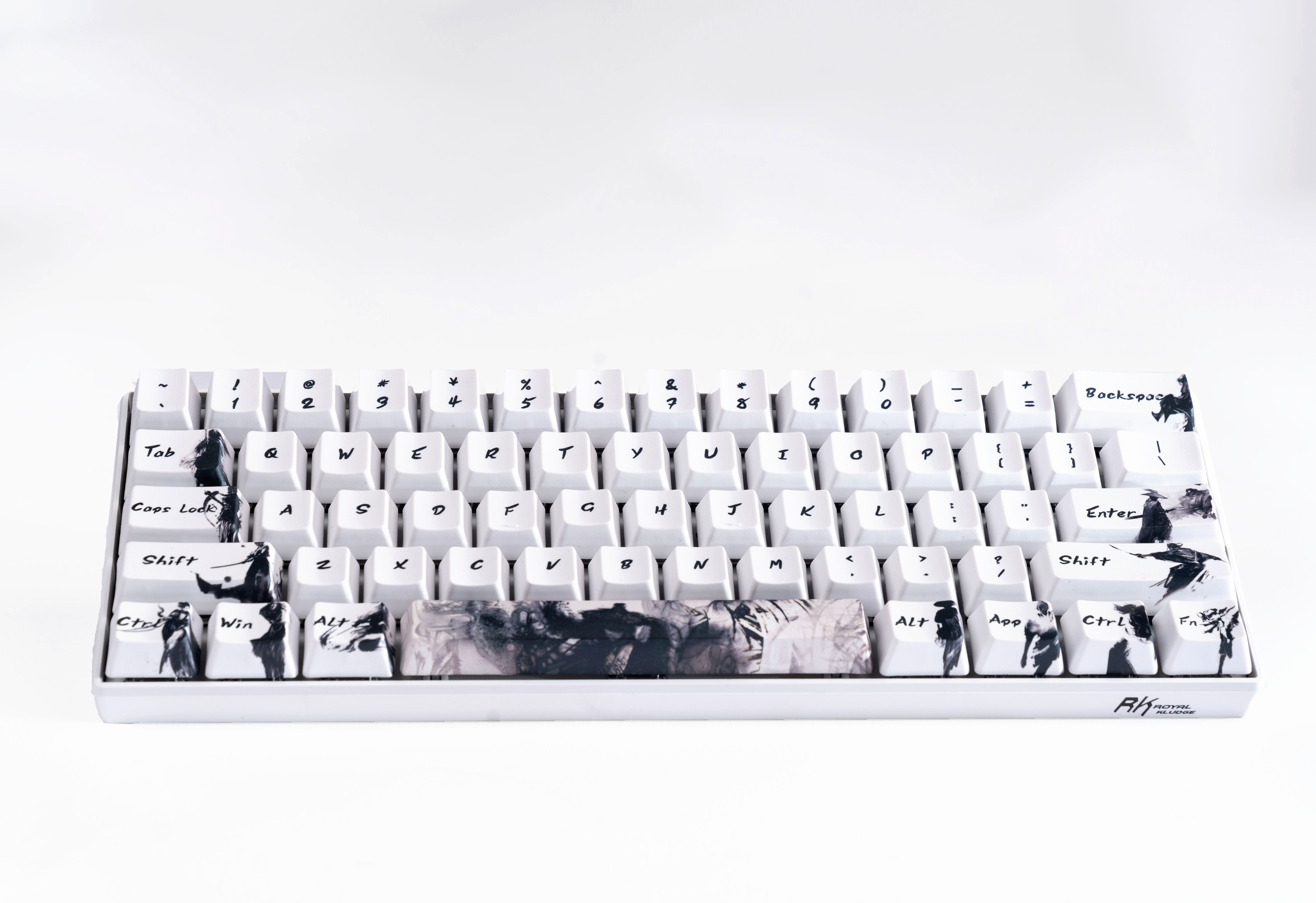 Keycap  PBT dành cho Bàn phím cơ không dây RK61 – Chính hãng Royal Kludge. 61 phím, Hoạ tiết Kiếm Khách, công nghệ in Dye–sub, bền đẹp. OEM Profile.