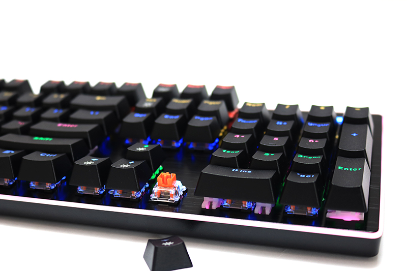 Bàn phím cơ Gaming Newmen GM550RBG (LED RBG, quang cơ, Keycap đúc 2 lớp, kháng nước IP66) - Hàng chính hãng