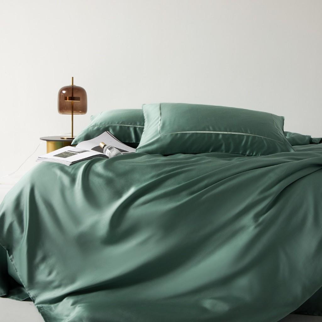 Bộ chăn ga gối cao cấp 100%Tencel, Tone màu xanh rêu đậm, thêu phối, chất liệu siêu mềm mát mịn
