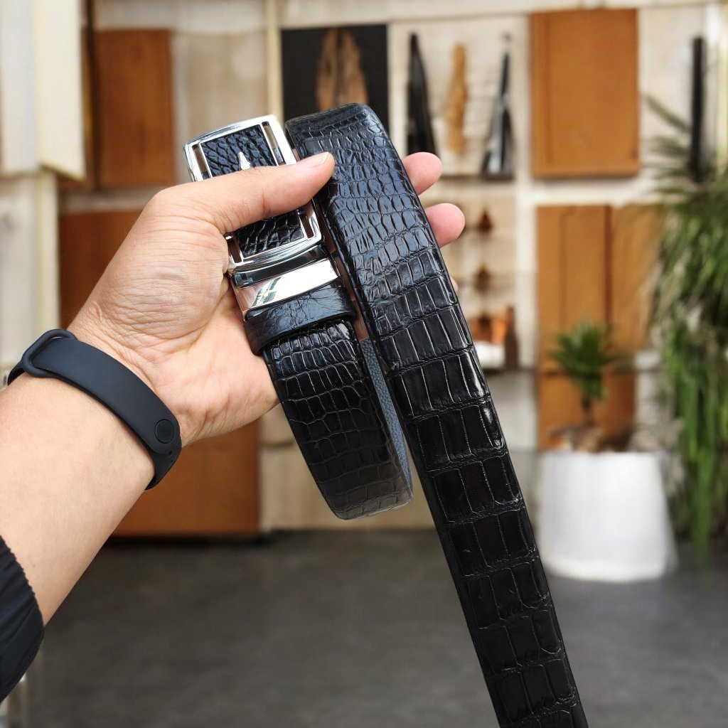 Dây lưng da cá sấu BẢN LỚN phù hợp bụng bia. Da bụng có vân đẹp linh hoạt! (mặt bạc)