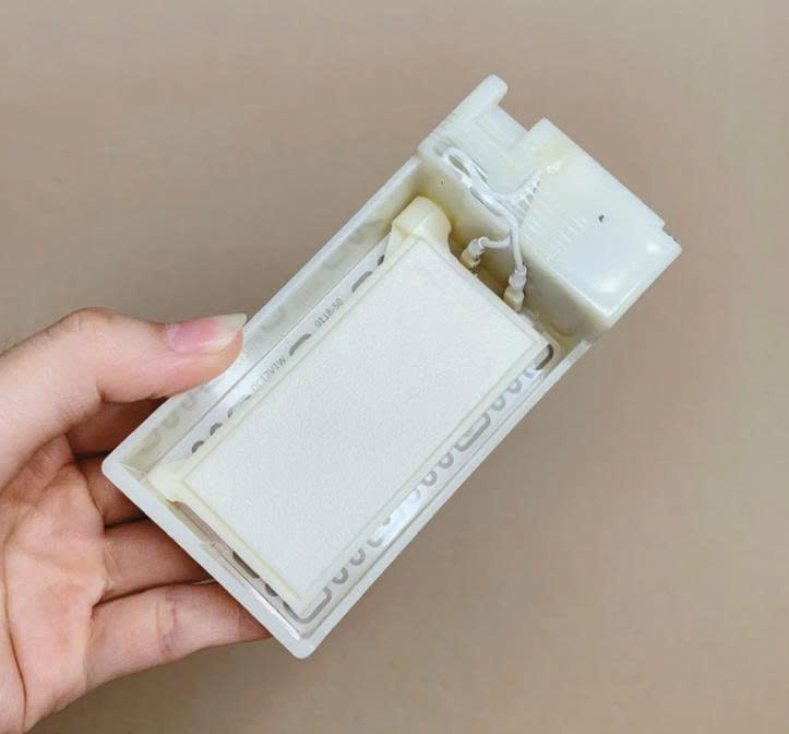 DAMPER CỬA GIÓ TỦ LẠNH TOSHIBA SIDE BY SIDE GR-RS600/RS755/RS775/ RS780/RF669/RF670…HÀNG CHÍNH HÃNG