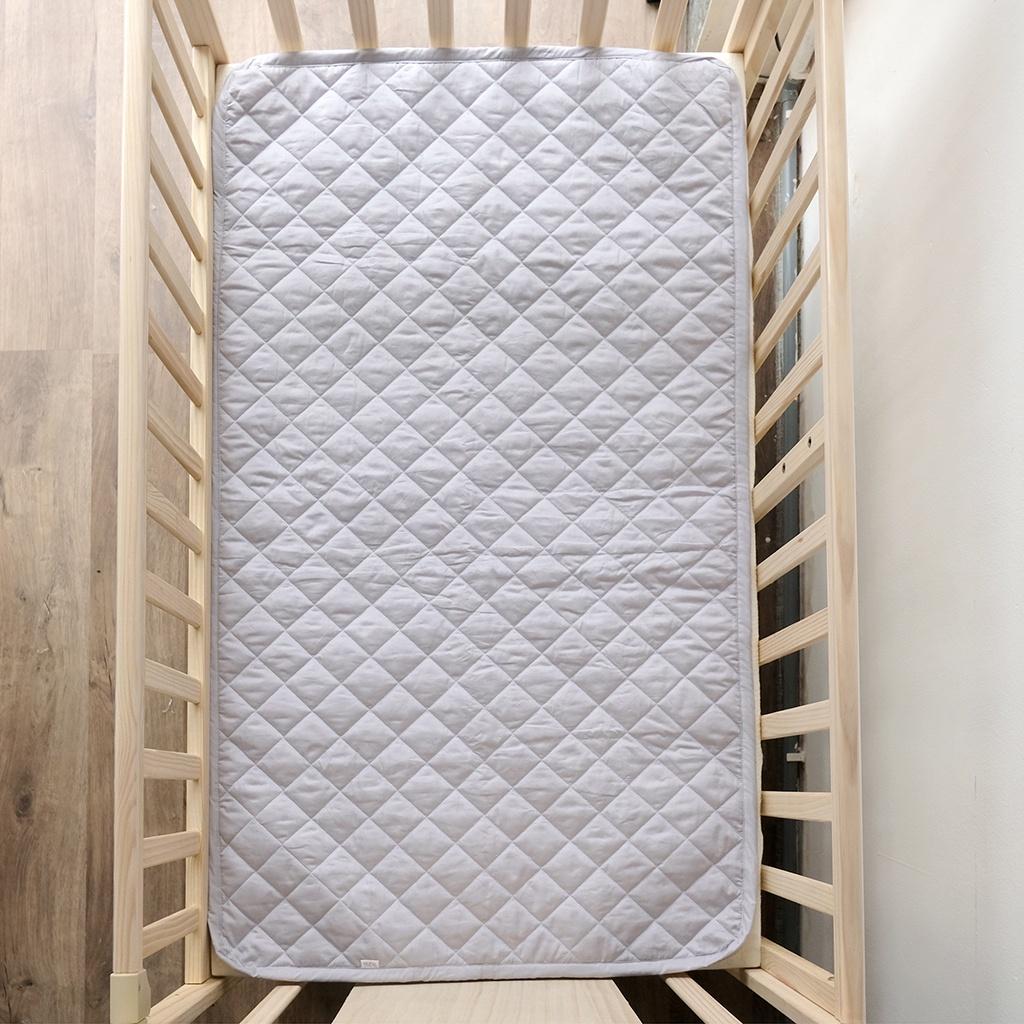 Thảm lót chống thấm cho bé RUNA KIDS Cotton Hàn 100% chần bông thấm hút tốt thoáng mát an toàn cho bé 1m6x2m