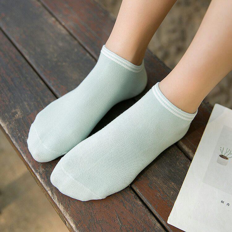 Tất nữ viền cổ ngắn