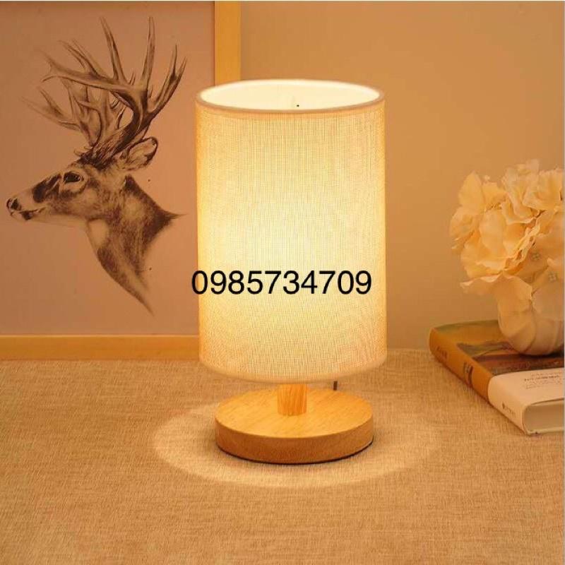 Đèn Bàn Sáng Tạo Đầu Giường Phòng Ngủ Bàn Đơn Giản- Hiện Đại- Cá Tính Đèn LED Ban Đêm Tiết Kiệm Năng Lượng