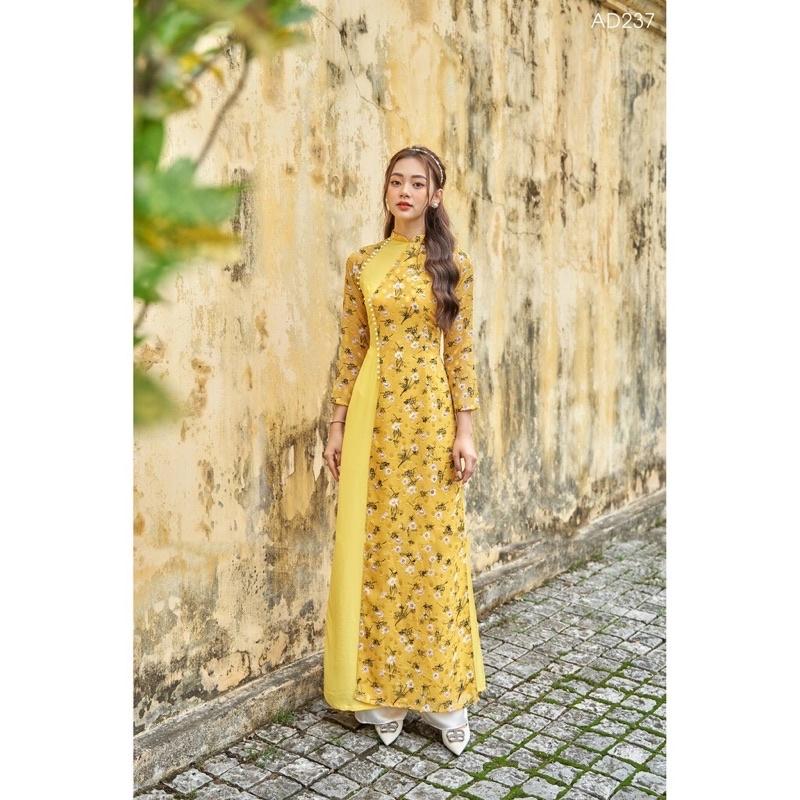 Áo Dài 4 Tà hoa nhí màu vàng mẫu mới Dáng Áo Truyền Thống/ Phối Tà Lệch, Tay Dài/ Hoa Thêu Nổi Cực Đẹp