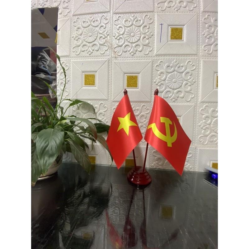 Cờ để bàn đế gỗ mini