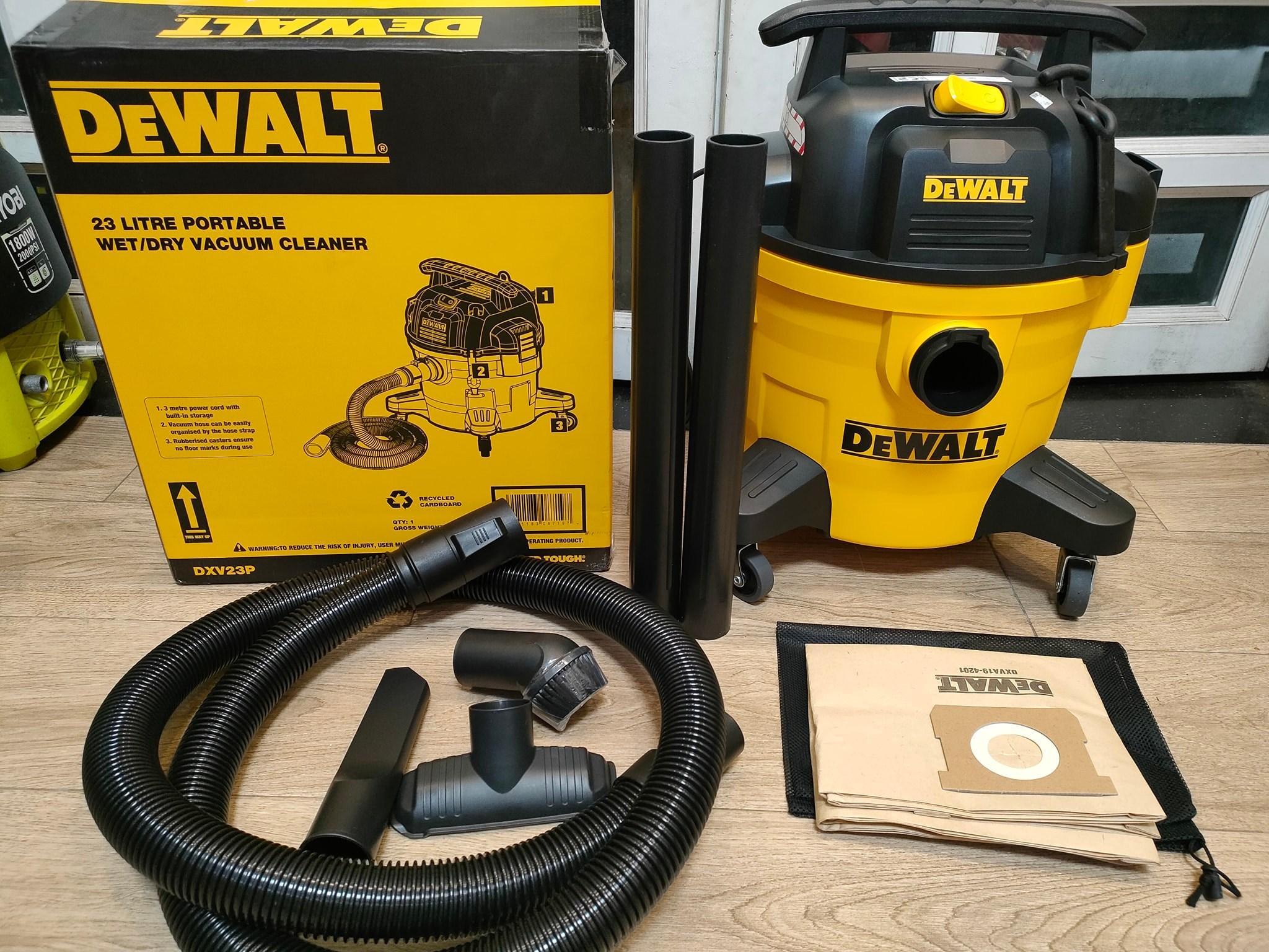 MÁY HÚT BỤI 3 CHỨC NĂNG 3000W (4HP) 23L DEWALT DXV23P - HÀNG CHÍNH HÃNG